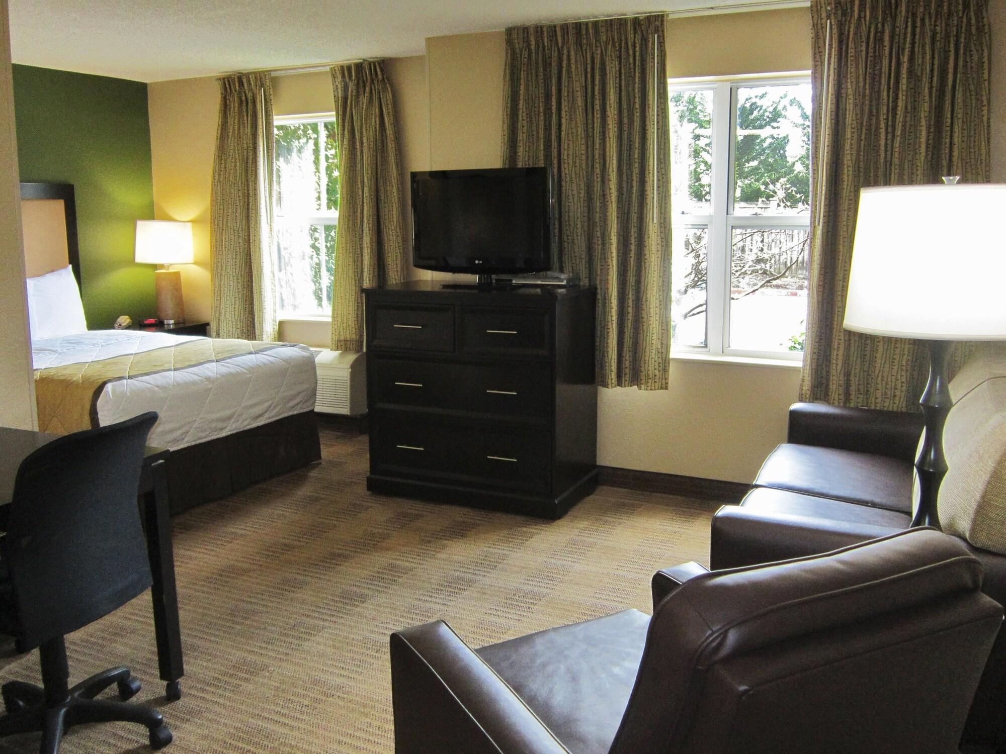 Extended Stay America Suites - Detroit - Novi - Orchard Hill Place Northville Kültér fotó