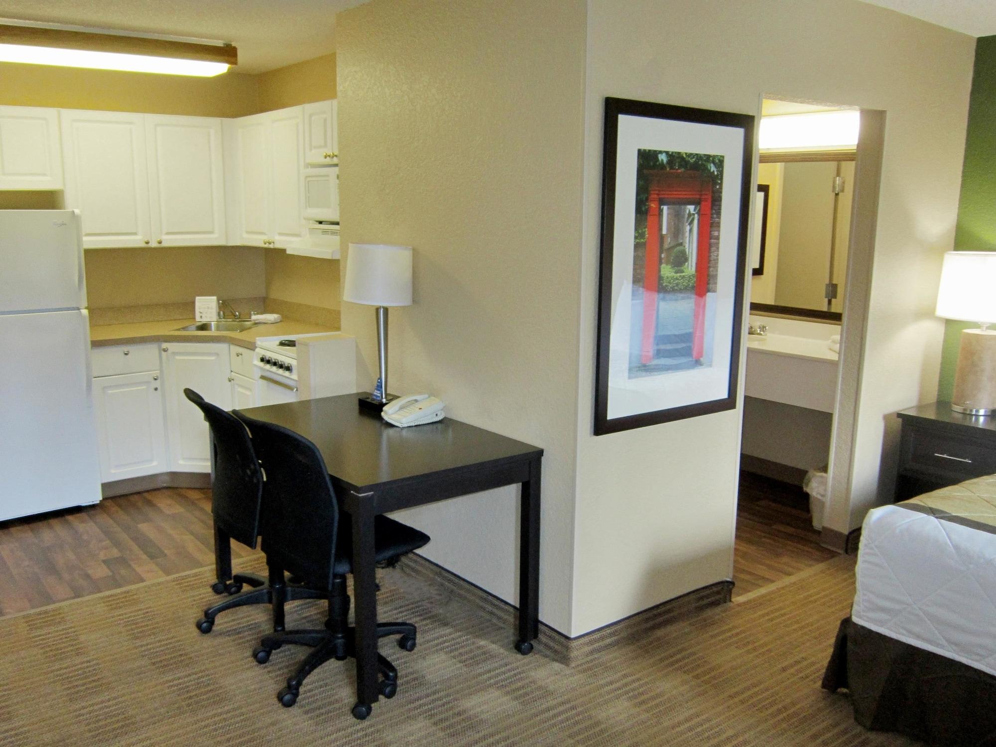 Extended Stay America Suites - Detroit - Novi - Orchard Hill Place Northville Kültér fotó
