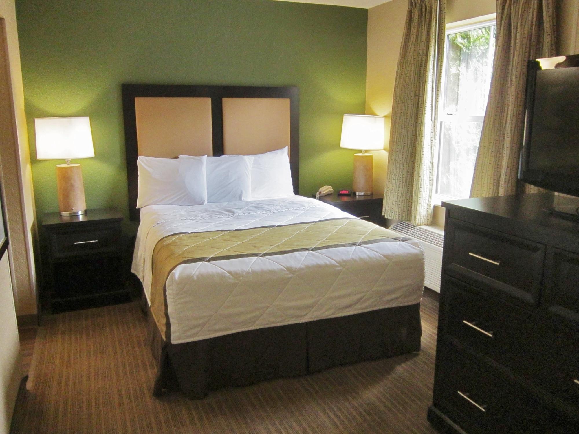 Extended Stay America Suites - Detroit - Novi - Orchard Hill Place Northville Kültér fotó