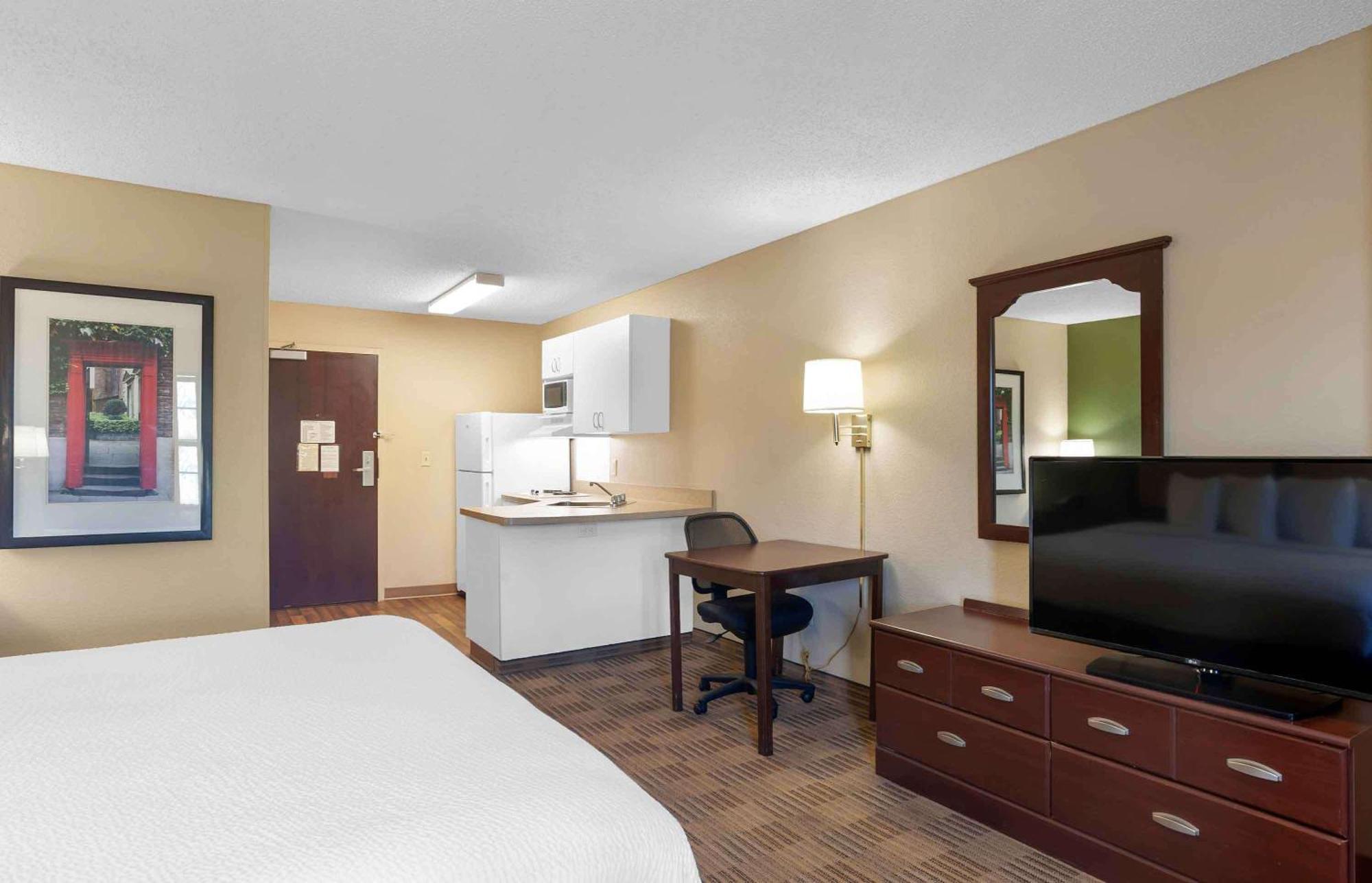 Extended Stay America Suites - Detroit - Novi - Orchard Hill Place Northville Kültér fotó