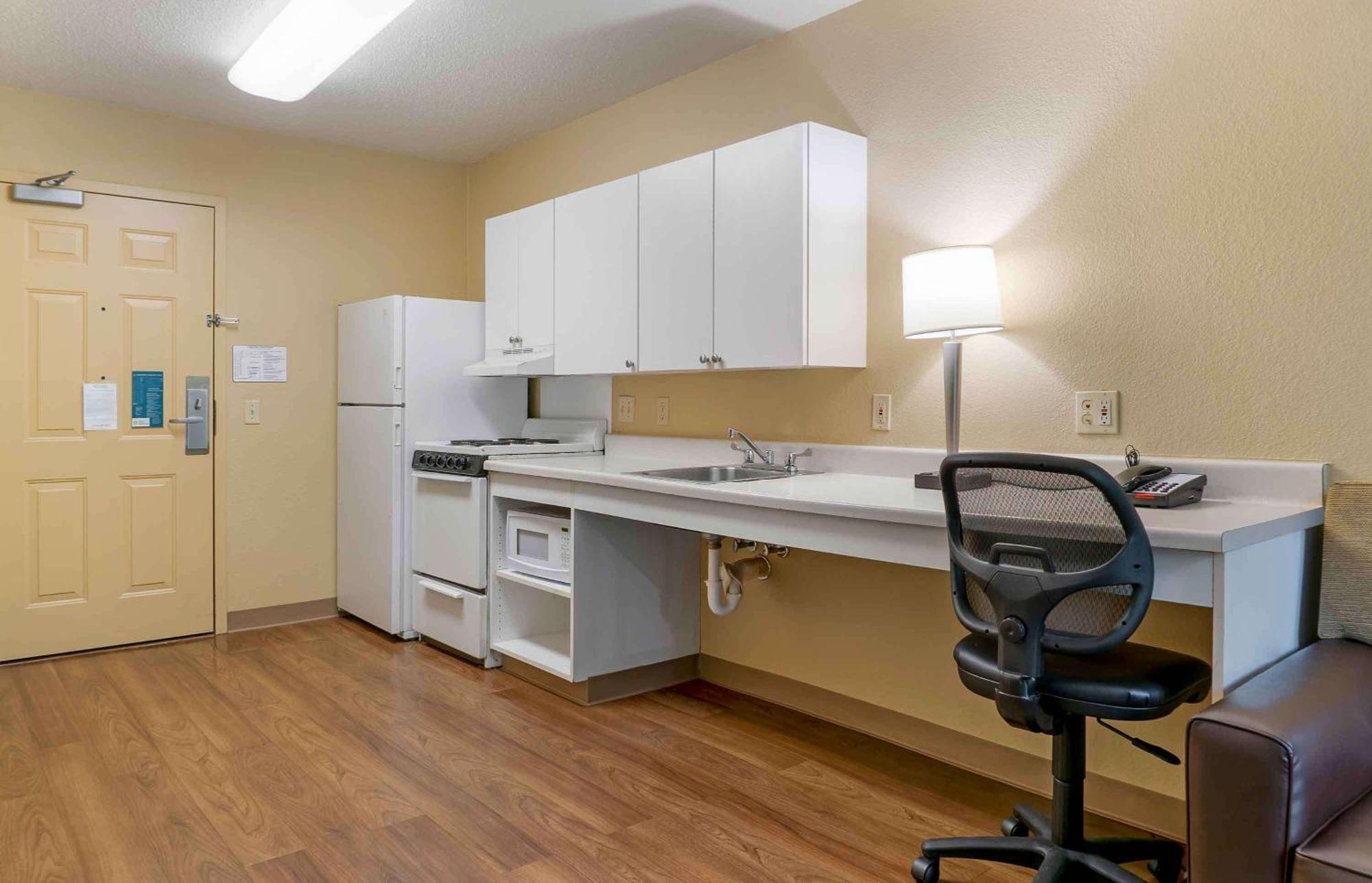Extended Stay America Suites - Detroit - Novi - Orchard Hill Place Northville Kültér fotó