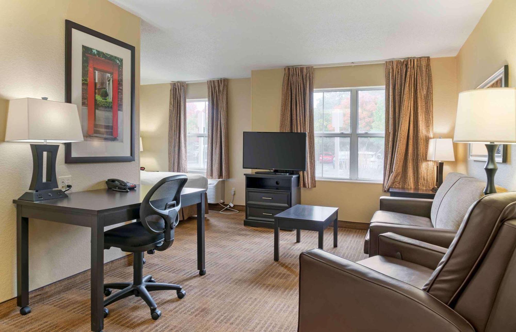 Extended Stay America Suites - Detroit - Novi - Orchard Hill Place Northville Kültér fotó